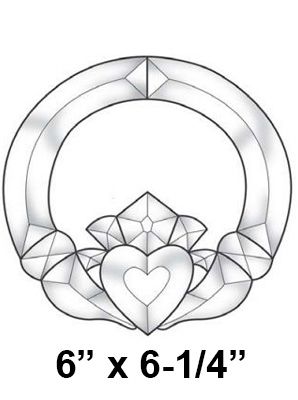 EC821-Exquisite Cluster Small Irish Claddagh